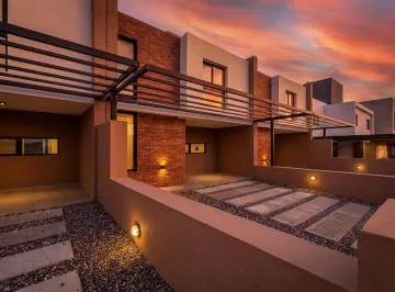 Casa moderna en venta